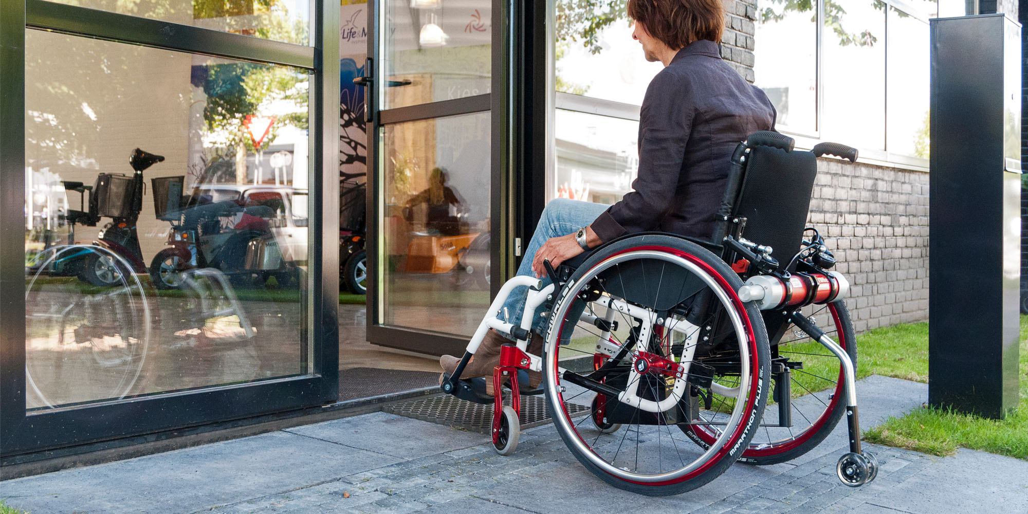 Aan het oriënteren voor een rolstoel met ondersteuning? Lees onze tips!